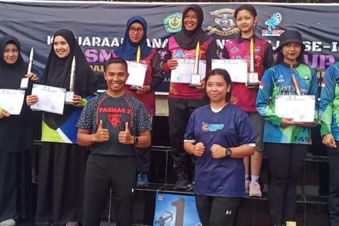 
 Atlet Panahan Yonif 3 Marinir Raih Juara Di Ajang Pasmar 2 Archery Cup 2023