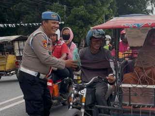 Jumat Berkah Satres Narkoba Polres Labuhanbatu Wujudkan Kepedulian Sosial