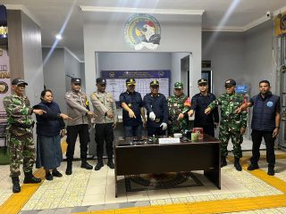Rutan Ambon Bersama TNI/Polri Gelar Razia Insidentil, Tes Urine 30 Warga Binaan Negatif Narkoba