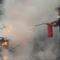 Keluar Percikan Api dari Mesin, Motor Revo di Bandar Huluan Ludes Jadi Kerangka